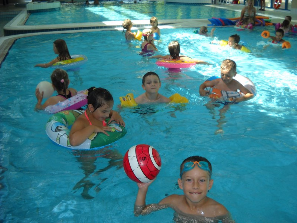 ROZPOCZĘCIE ROKU SZKOLNEGO W PRZEDSZKOLU PUBLICZNYM NR 6 W BRZEGU