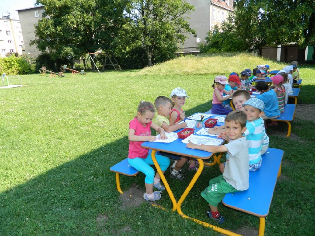 ROZPOCZĘCIE ROKU SZKOLNEGO W PRZEDSZKOLU PUBLICZNYM NR 6 W BRZEGU