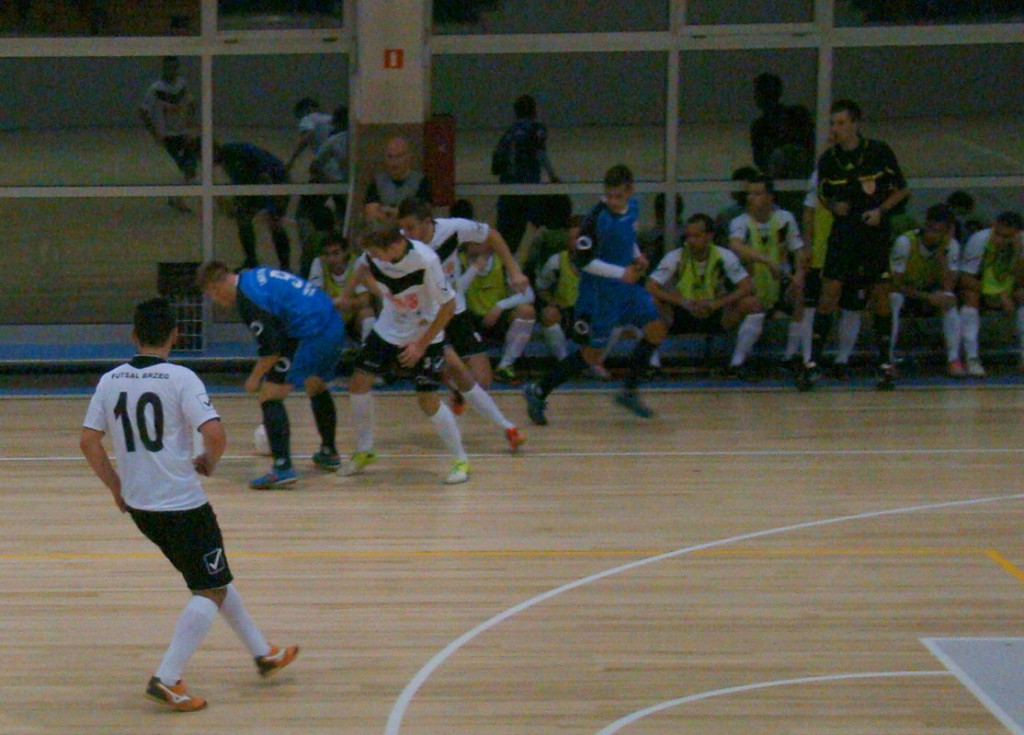 FUTSAL - II. LIGA  Dobra obrona, atak do poprawy