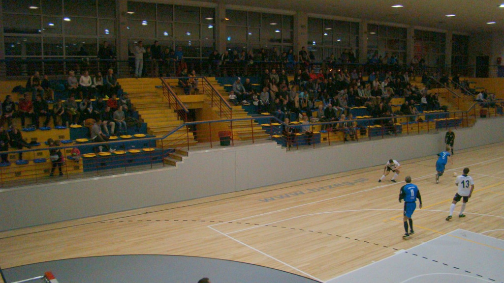 FUTSAL - II. LIGA  Dobra obrona, atak do poprawy