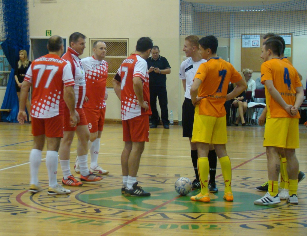 FUTSAL - II. LIGA  Dobra obrona, atak do poprawy