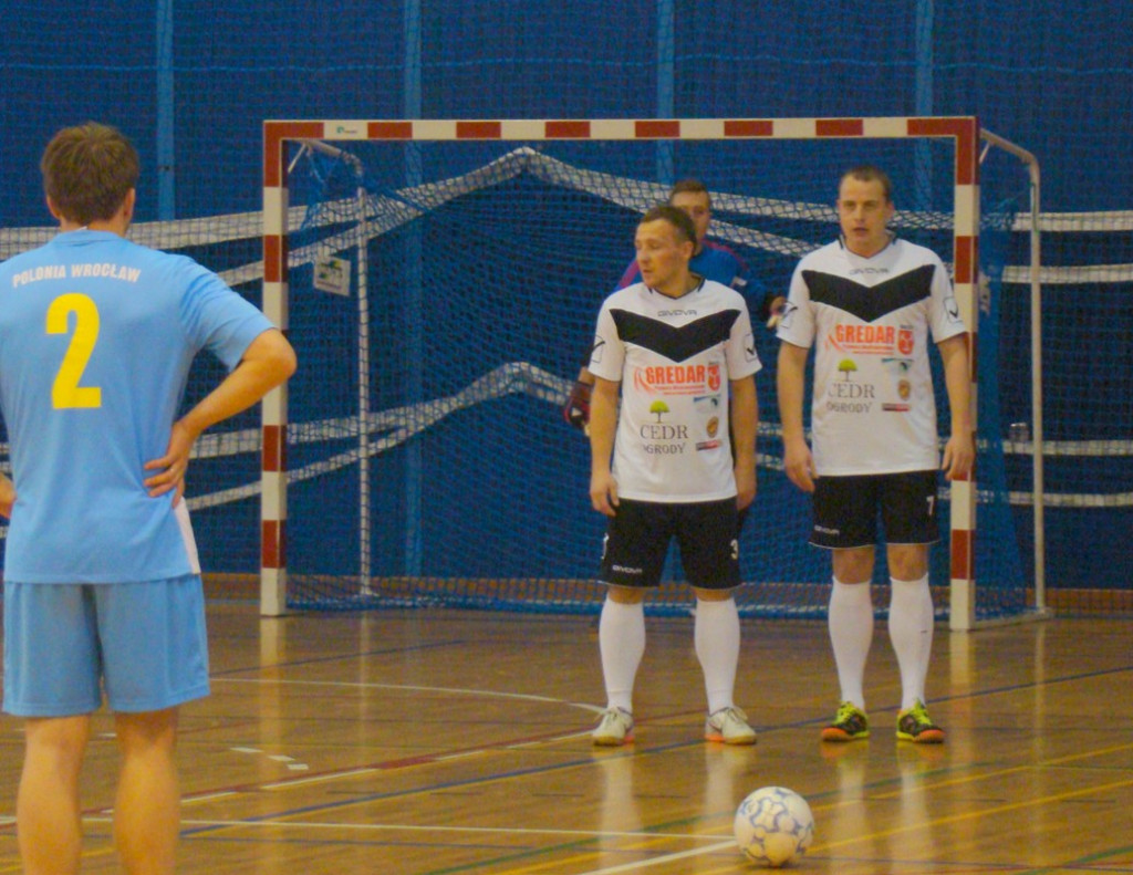 FUTSAL - II. LIGA  Dobra obrona, atak do poprawy