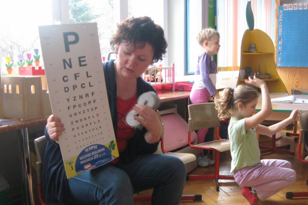 Dzieci z przedszkola poznają zawody