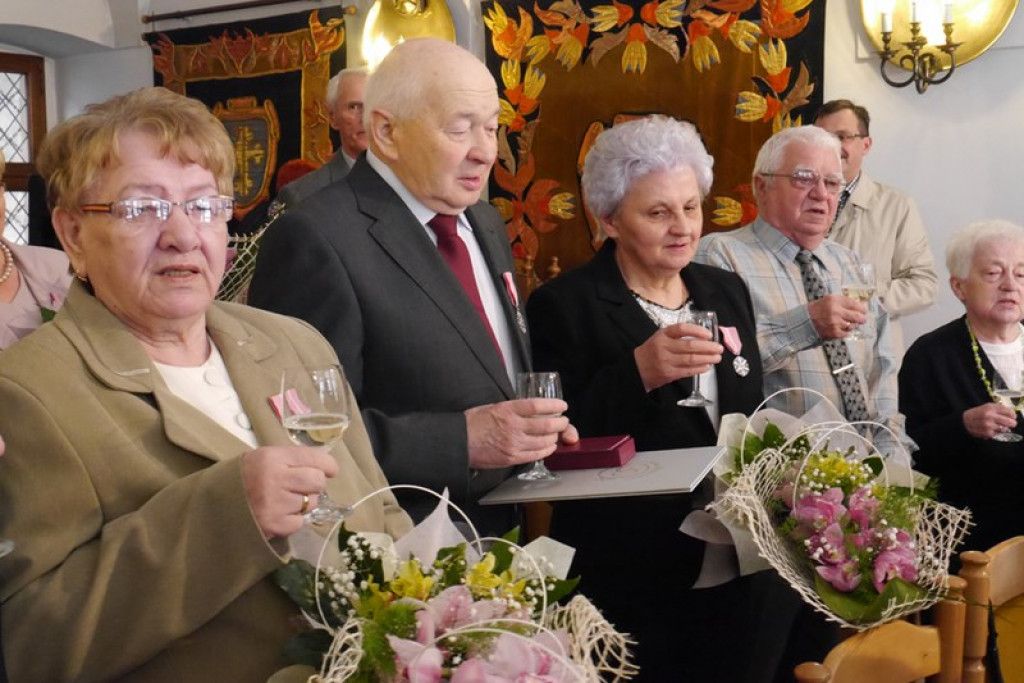 MAŁŻEŃSKIE  ROCZNICE