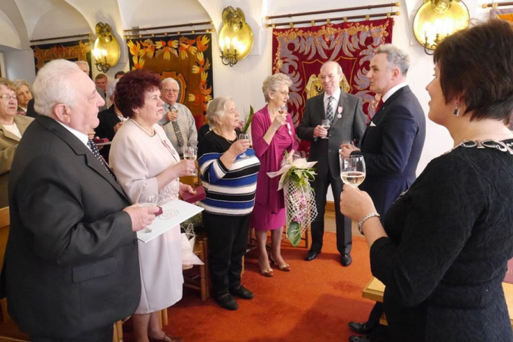 MAŁŻEŃSKIE  ROCZNICE