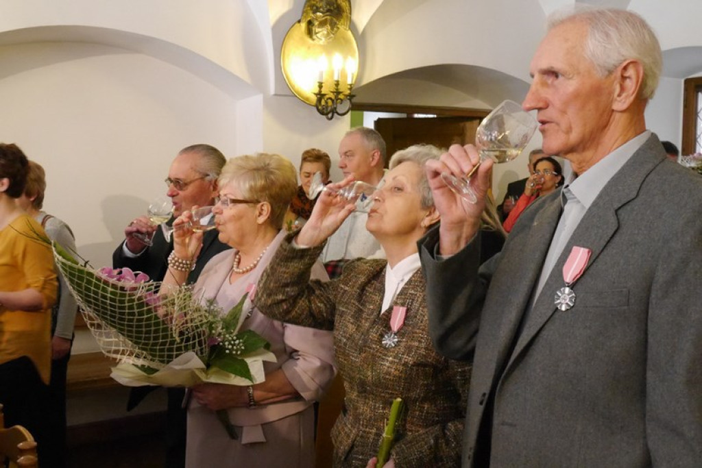 MAŁŻEŃSKIE  ROCZNICE