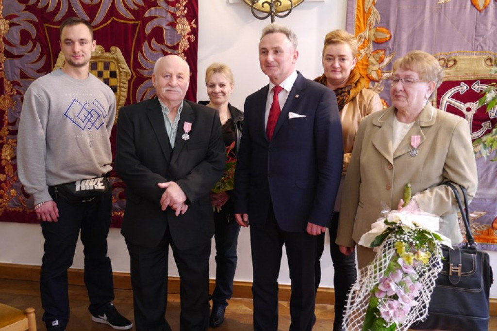 MAŁŻEŃSKIE  ROCZNICE