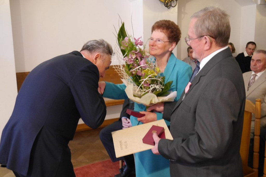 MAŁŻEŃSKIE  ROCZNICE