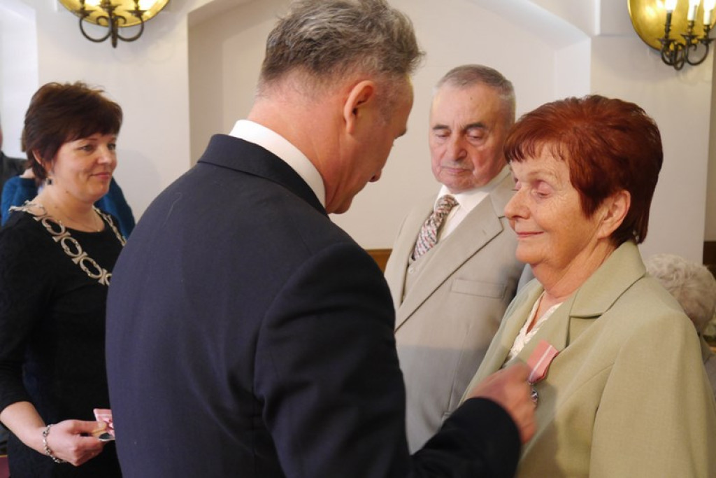 MAŁŻEŃSKIE  ROCZNICE