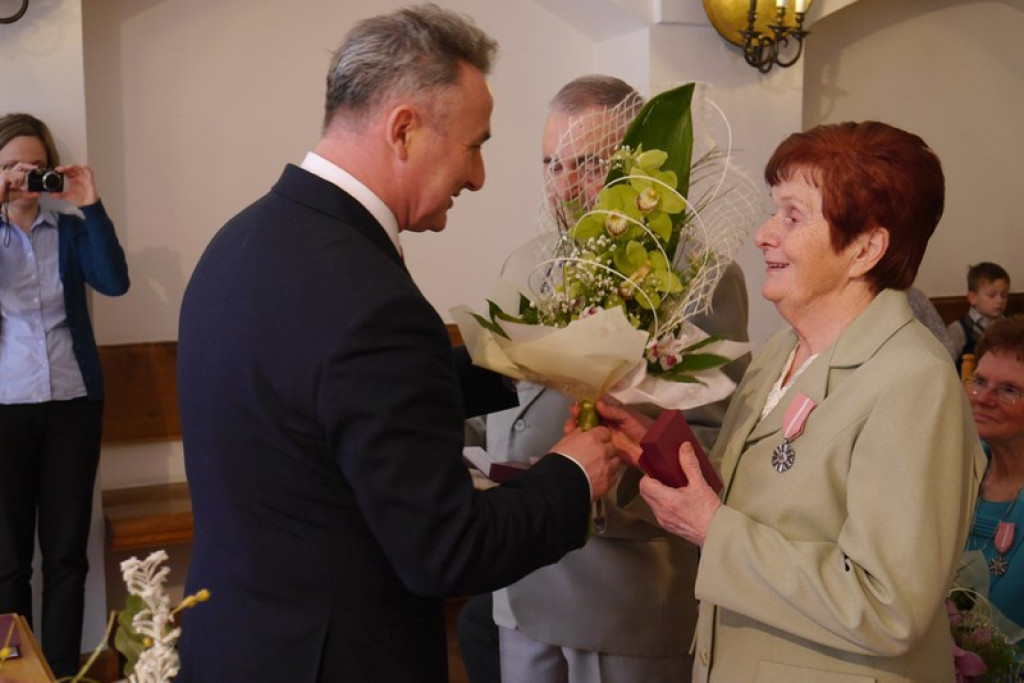 MAŁŻEŃSKIE  ROCZNICE