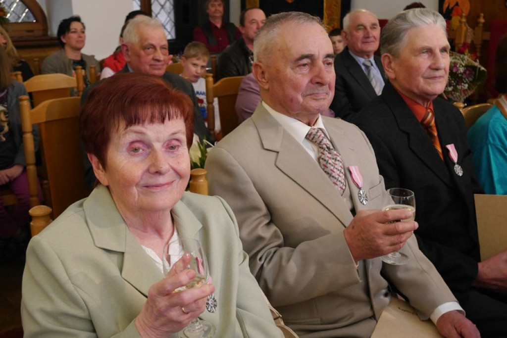 MAŁŻEŃSKIE  ROCZNICE