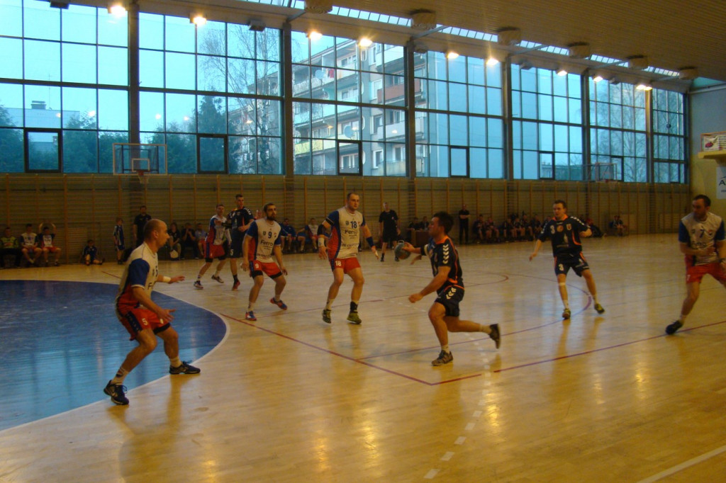 Przy pełnych trybunach