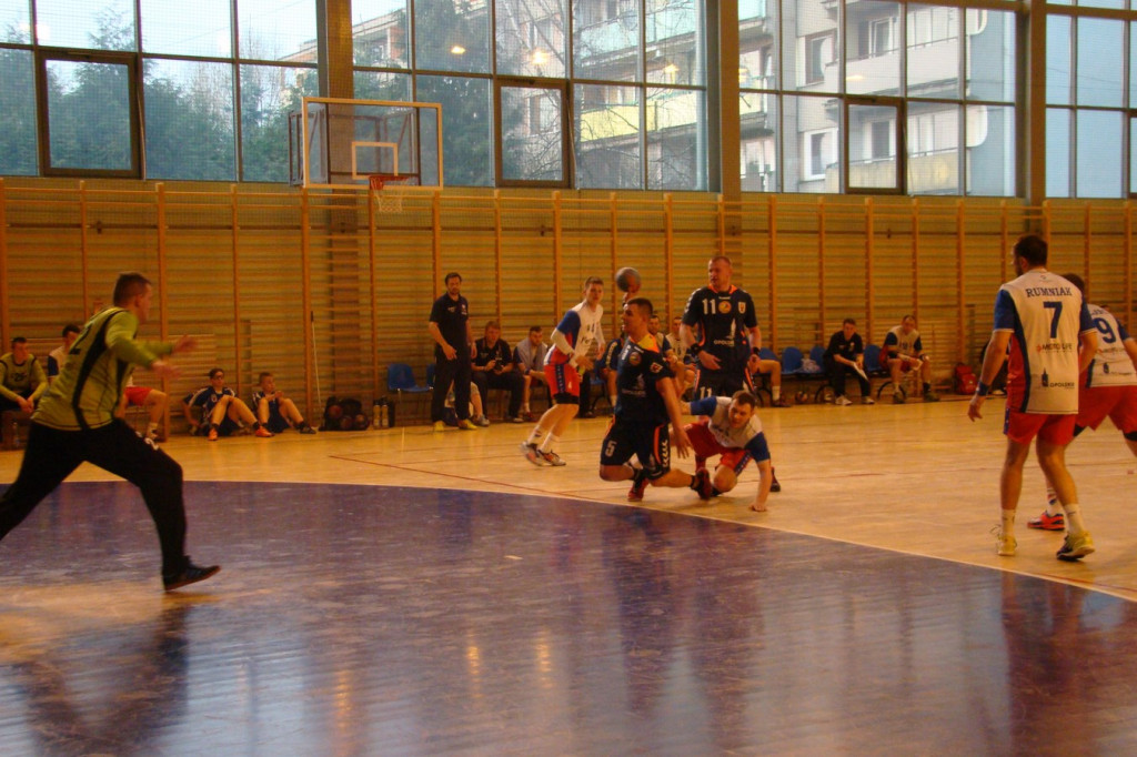 Przy pełnych trybunach