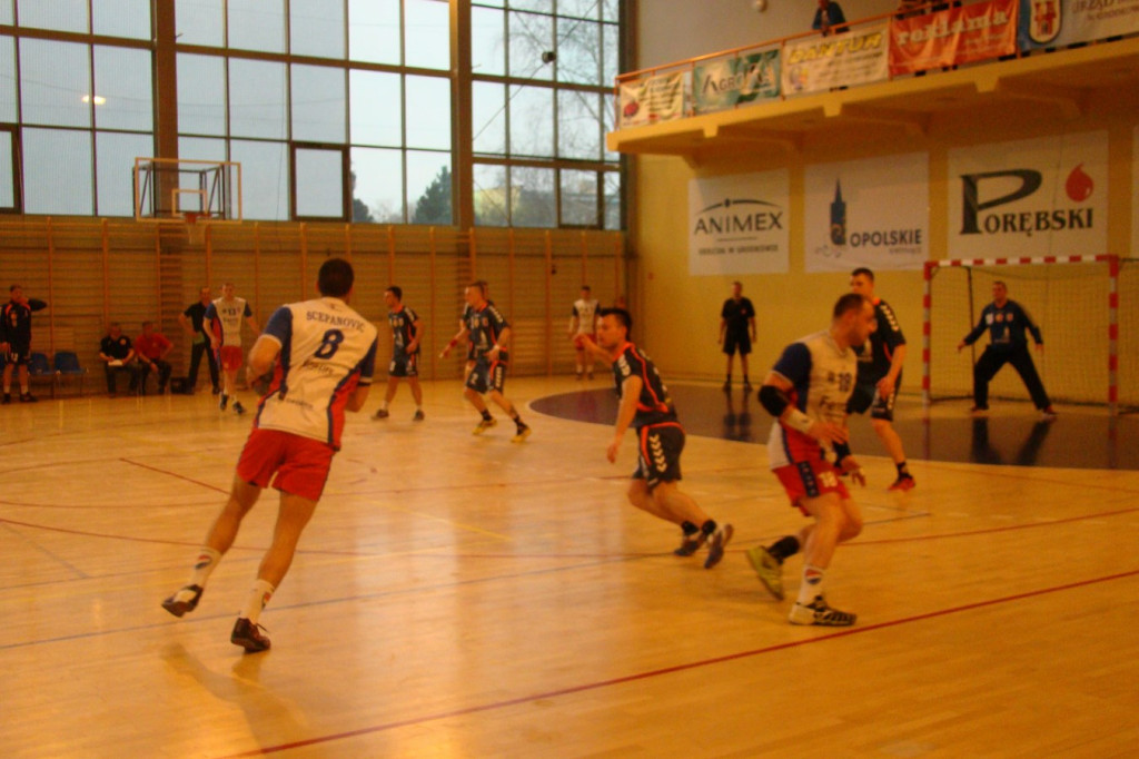 Przy pełnych trybunach