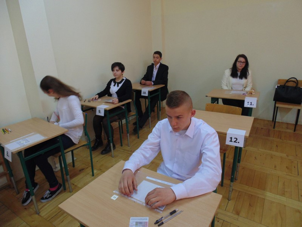 Ostatni dzień egzaminu gimnazjalnego - języki obce [galeria zdjęć]