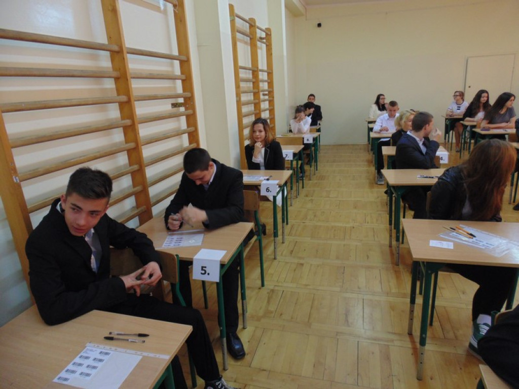 Ostatni dzień egzaminu gimnazjalnego - języki obce [galeria zdjęć]