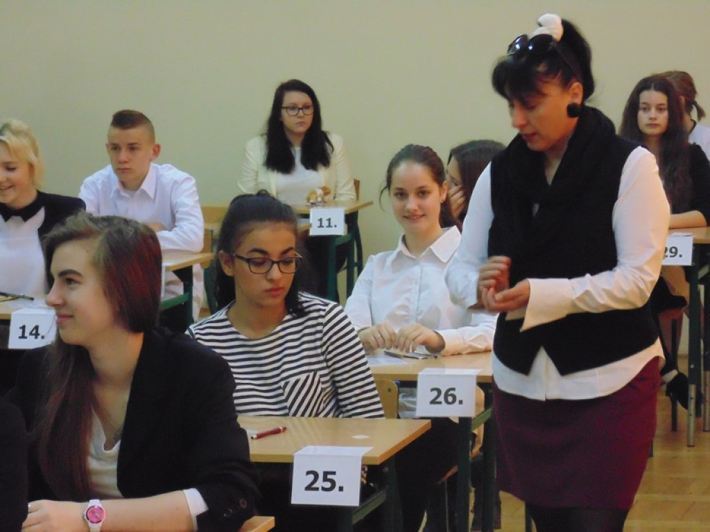 Ostatni dzień egzaminu gimnazjalnego - języki obce [galeria zdjęć]