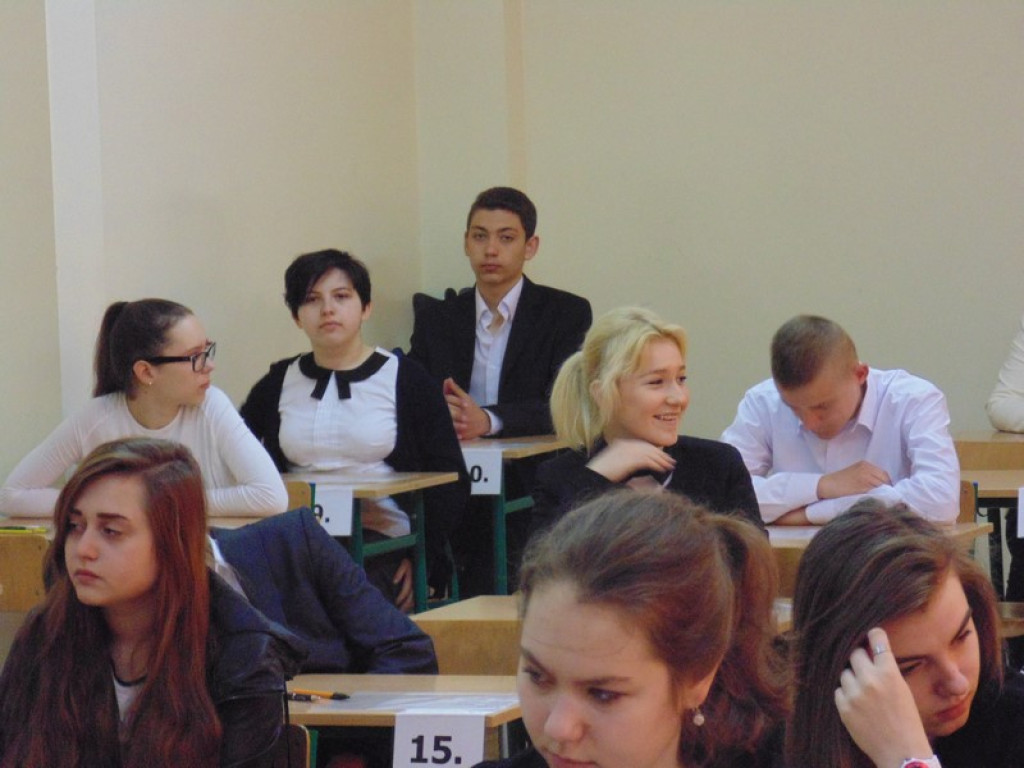 Ostatni dzień egzaminu gimnazjalnego - języki obce [galeria zdjęć]