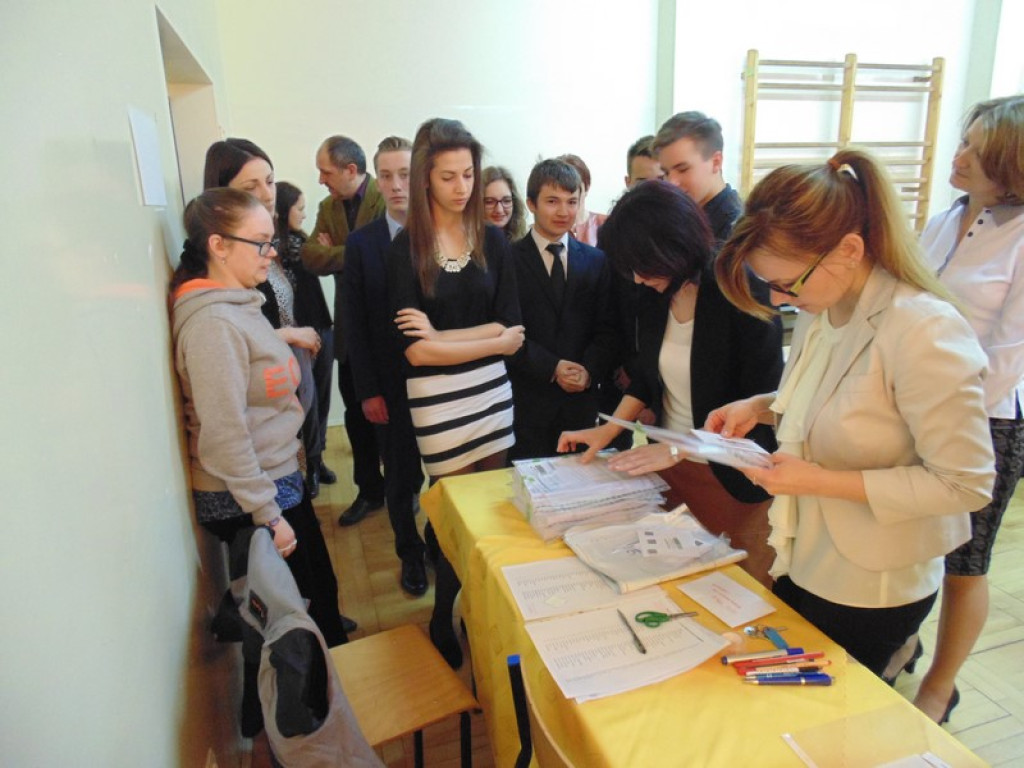 Ostatni dzień egzaminu gimnazjalnego - języki obce [galeria zdjęć]