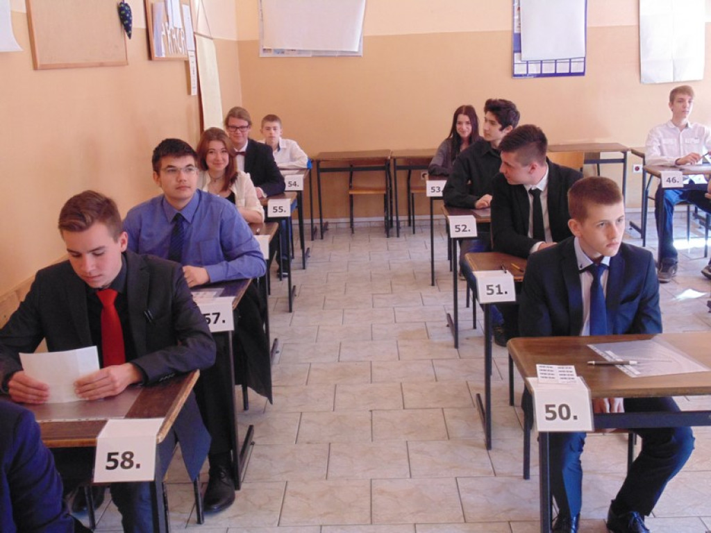 Ostatni dzień egzaminu gimnazjalnego - języki obce [galeria zdjęć]