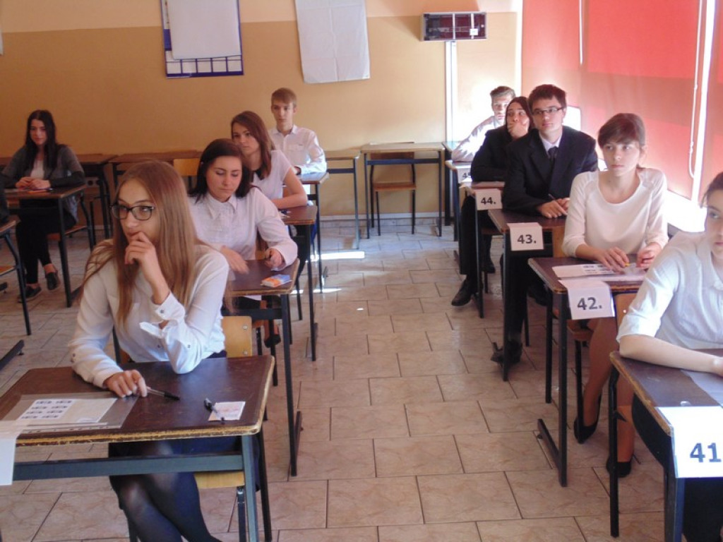 Ostatni dzień egzaminu gimnazjalnego - języki obce [galeria zdjęć]