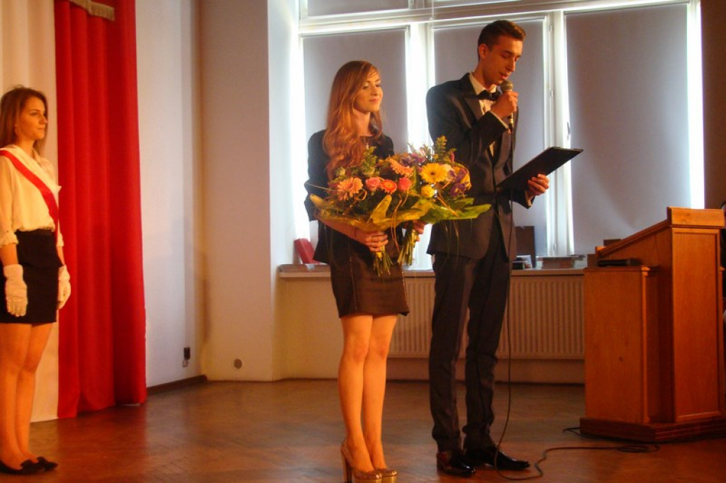 Uroczystość zakończenia roku w brzeskich szkołach średnich [FOTORELACJA]