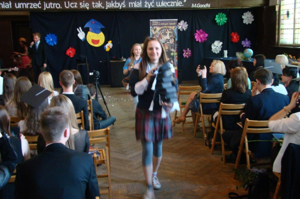 Ostatni dzień szkoły w I L.O. w Brzegu