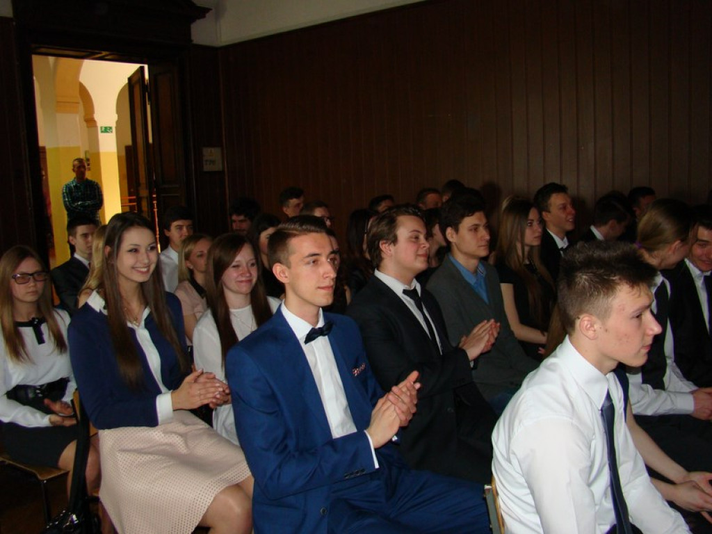 Uroczystość zakończenia roku w brzeskich szkołach średnich [FOTORELACJA]