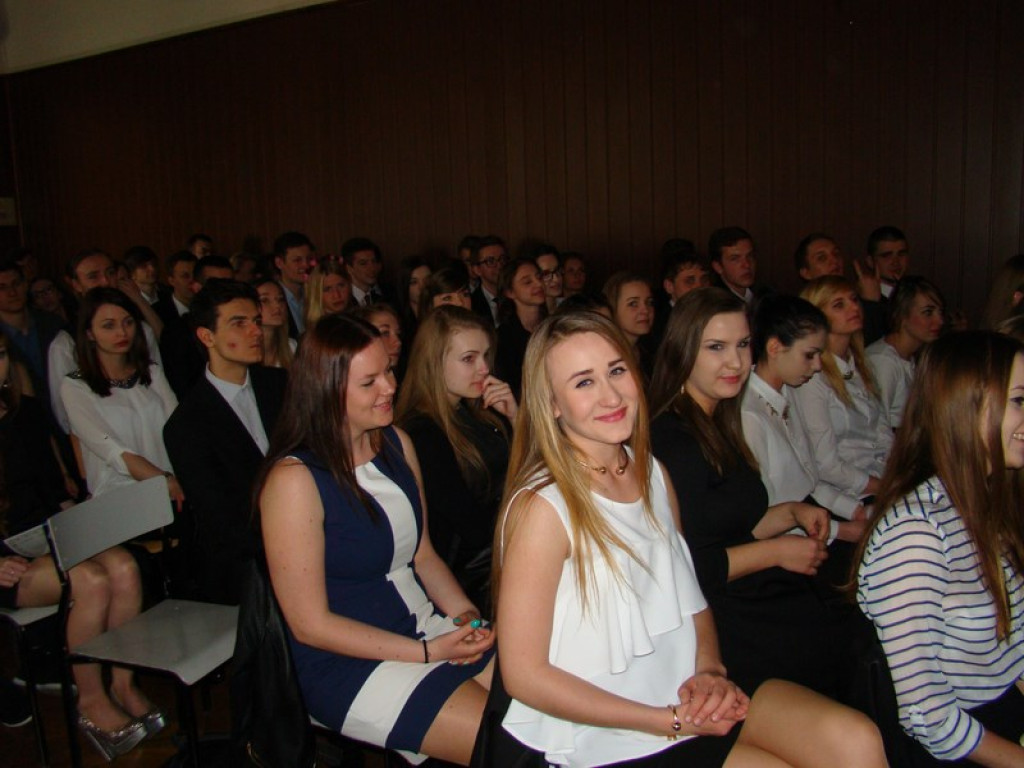 Uroczystość zakończenia roku w brzeskich szkołach średnich [FOTORELACJA]