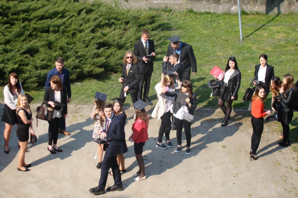 Ostatni dzień szkoły w I L.O. w Brzegu