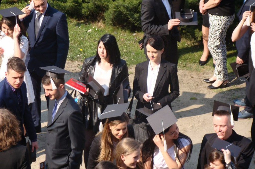 Ostatni dzień szkoły w I L.O. w Brzegu