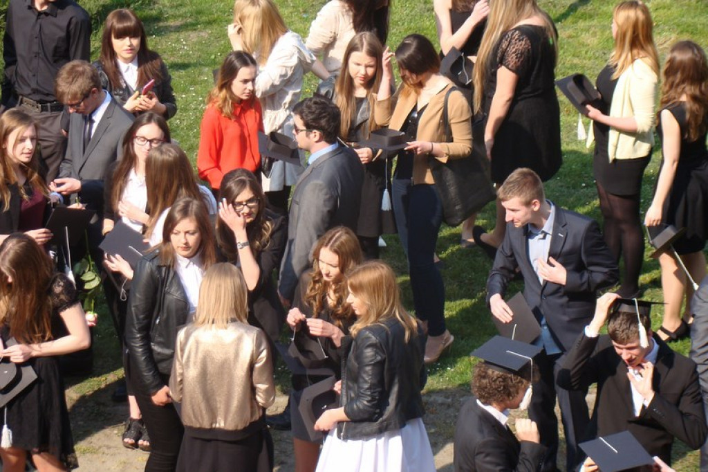 Ostatni dzień szkoły w I L.O. w Brzegu