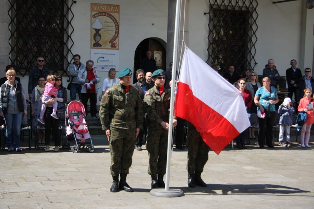 Trwają Dni Brzegu, Święto Flagi i prezentacja organizacji pozarządowych [fotorelacja]