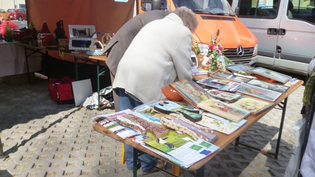 Trwają Dni Brzegu, Święto Flagi i prezentacja organizacji pozarządowych [fotorelacja]