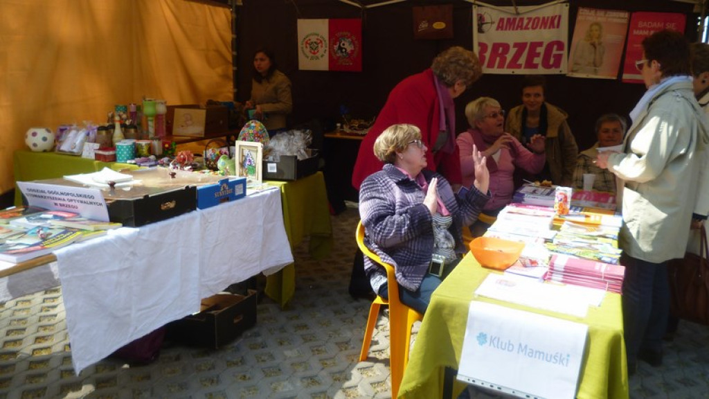 Trwają Dni Brzegu, Święto Flagi i prezentacja organizacji pozarządowych [fotorelacja]