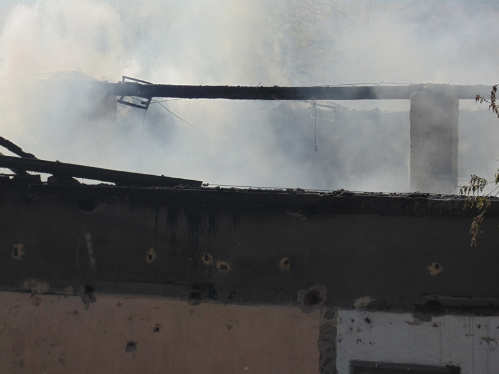 Pożar hali magazynowej w Brzegu [zdjęcia + video]