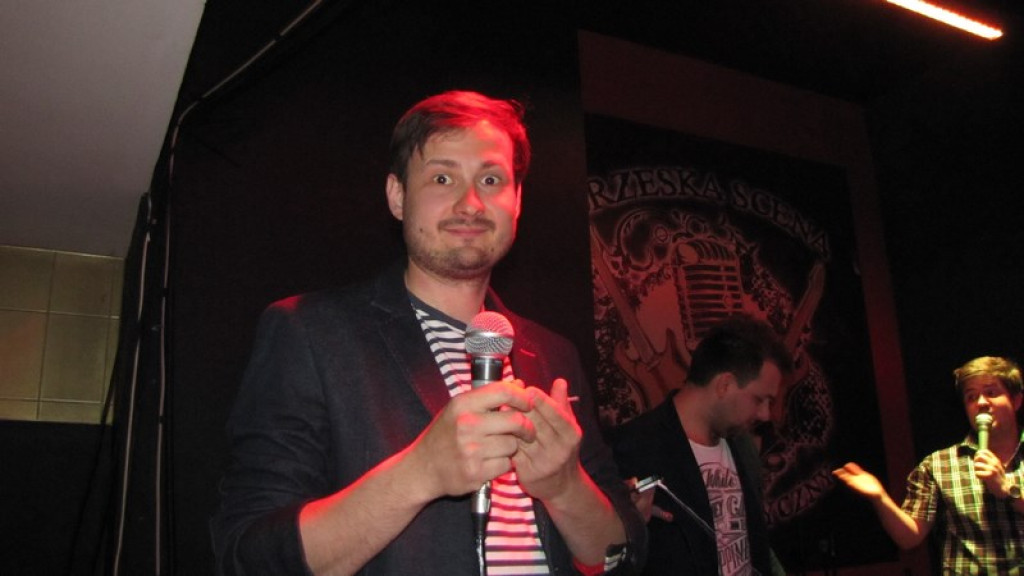 Shantażyści zacumowali do portu Brzeska Scena