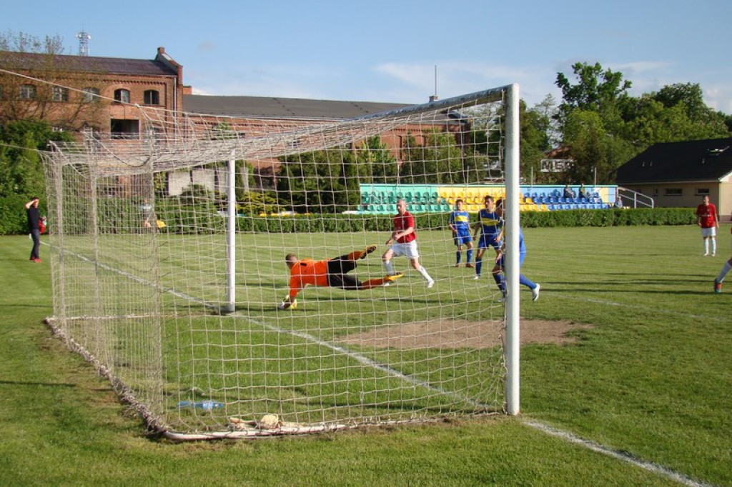 IV-ligowe derby Olimpii ze Stalą na remis
