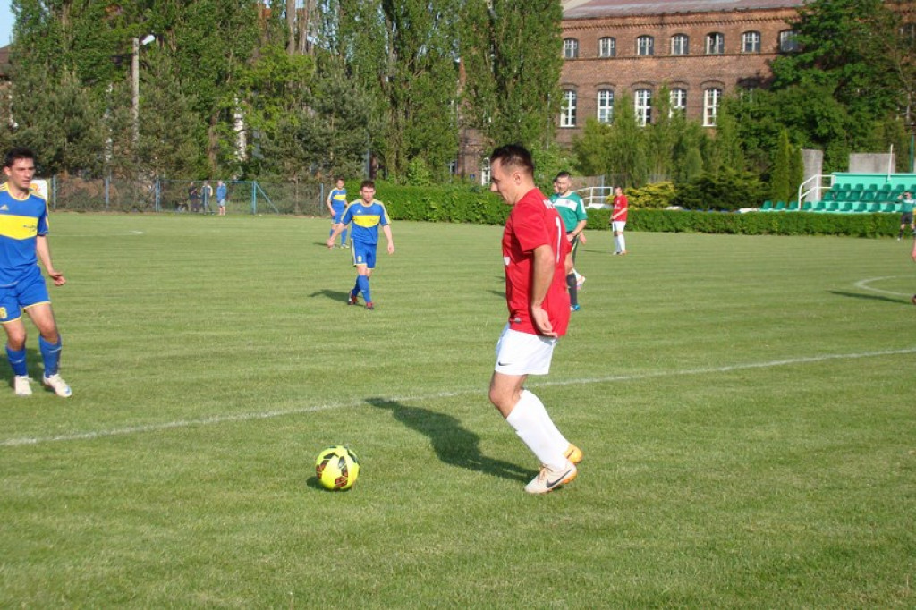 IV-ligowe derby Olimpii ze Stalą na remis