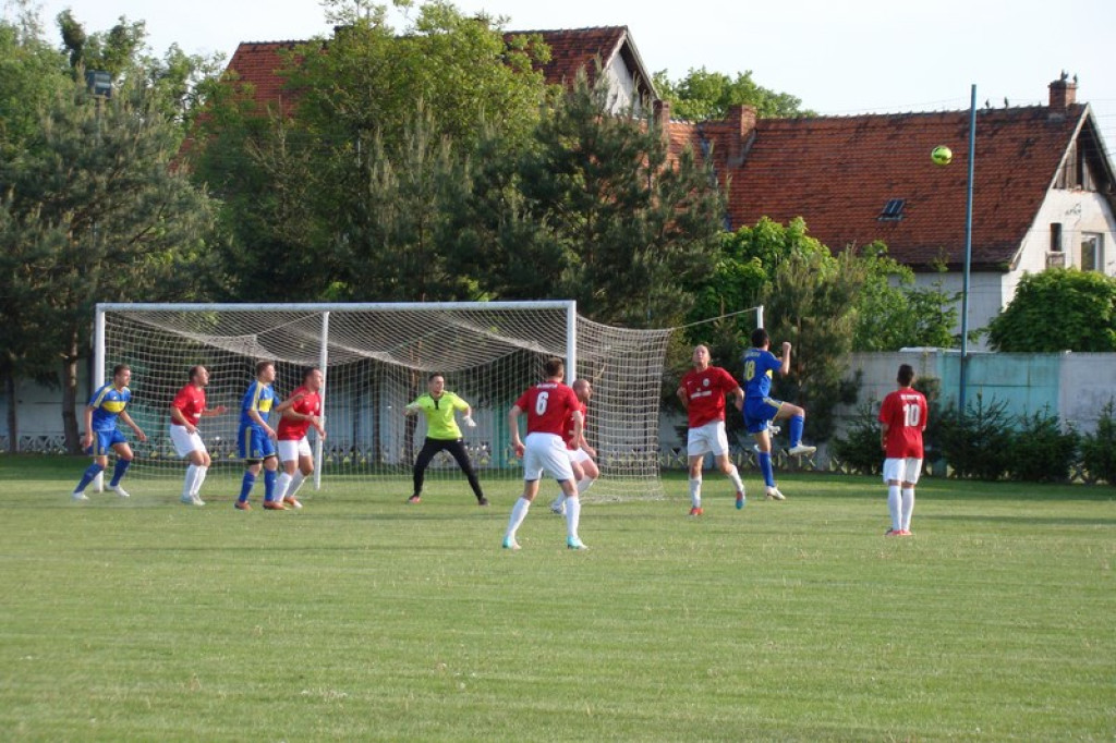 IV-ligowe derby Olimpii ze Stalą na remis