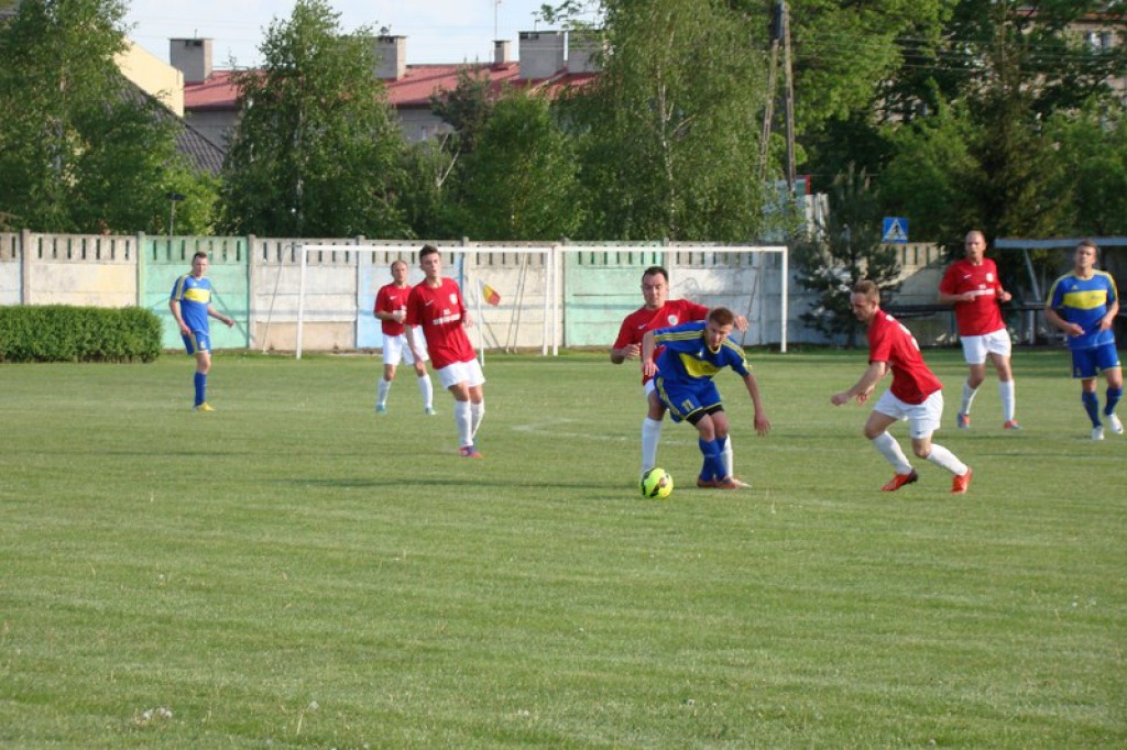 IV-ligowe derby Olimpii ze Stalą na remis