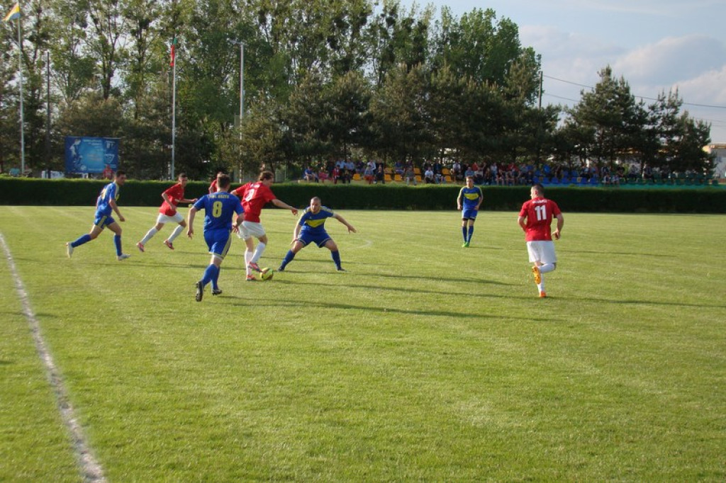 IV-ligowe derby Olimpii ze Stalą na remis