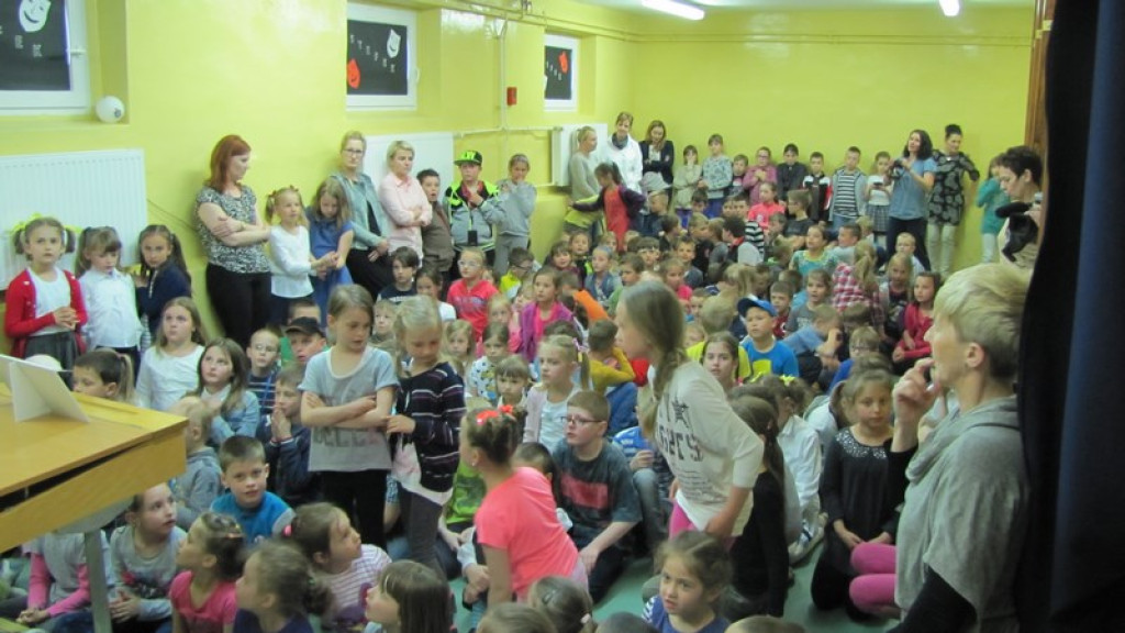 Aktorskie popisy w Zespole Szkół nr 2 w Brzegu