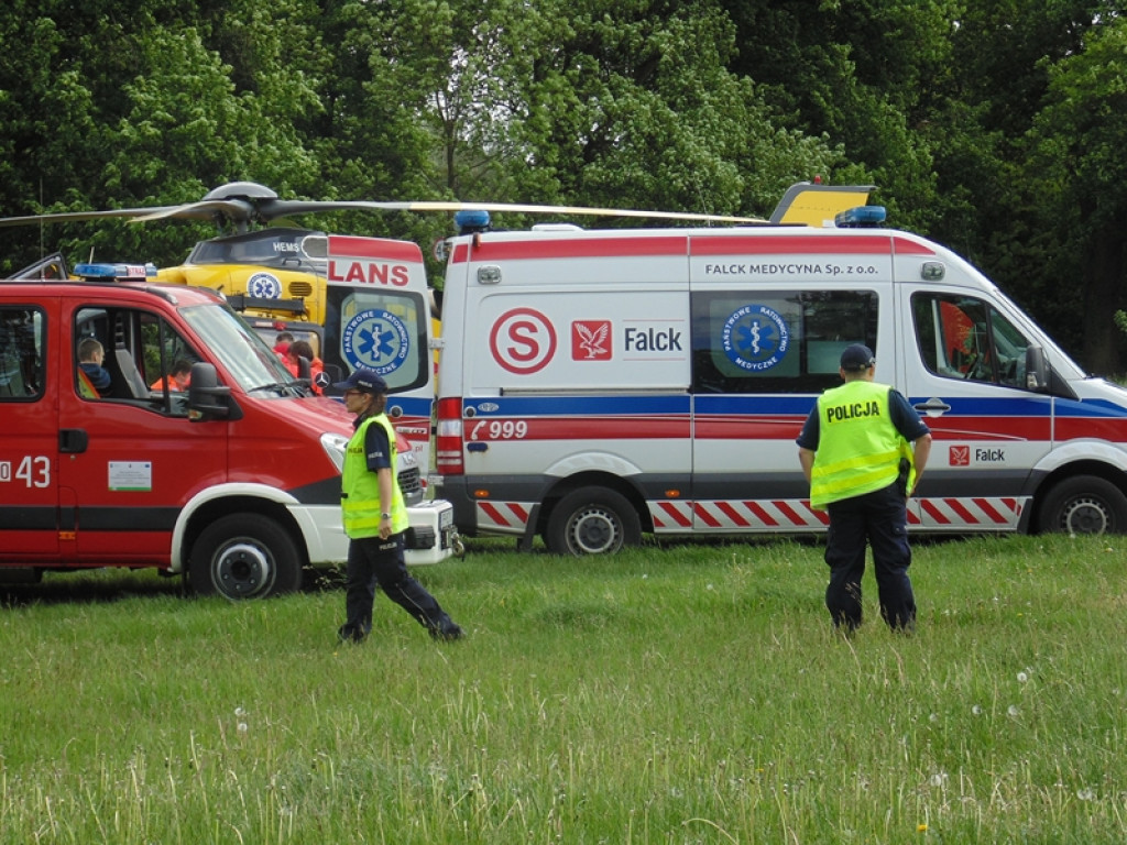 Brzeg: Chłopiec wpadł do studzienki kanalizacyjnej