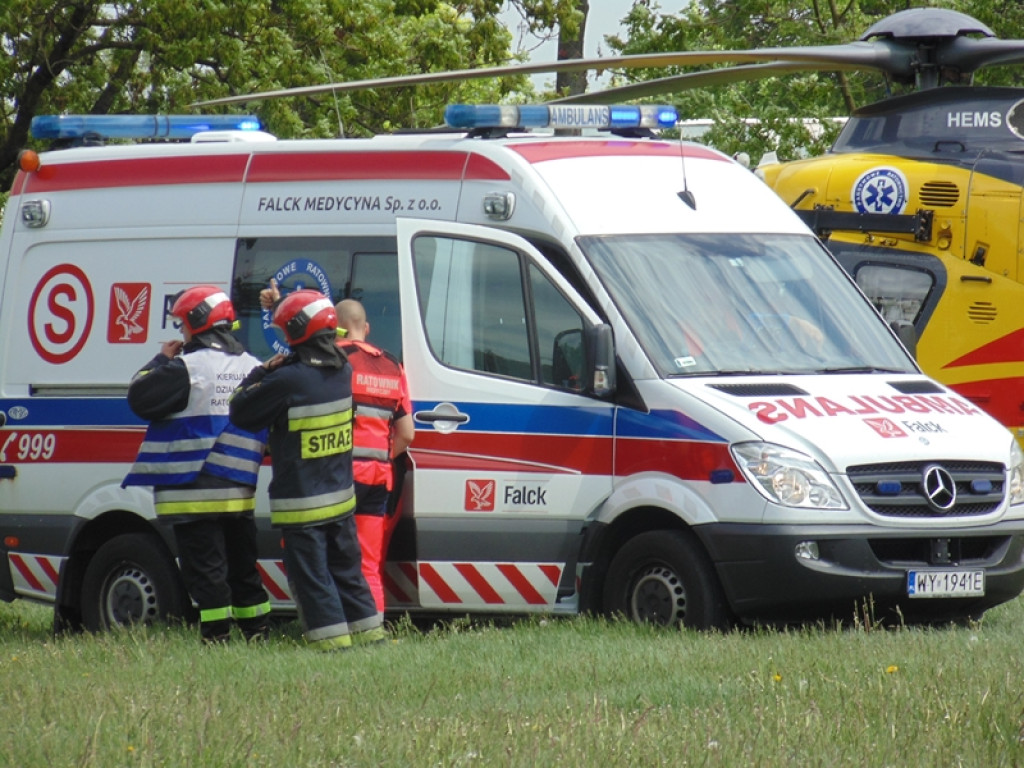 Brzeg: Chłopiec wpadł do studzienki kanalizacyjnej