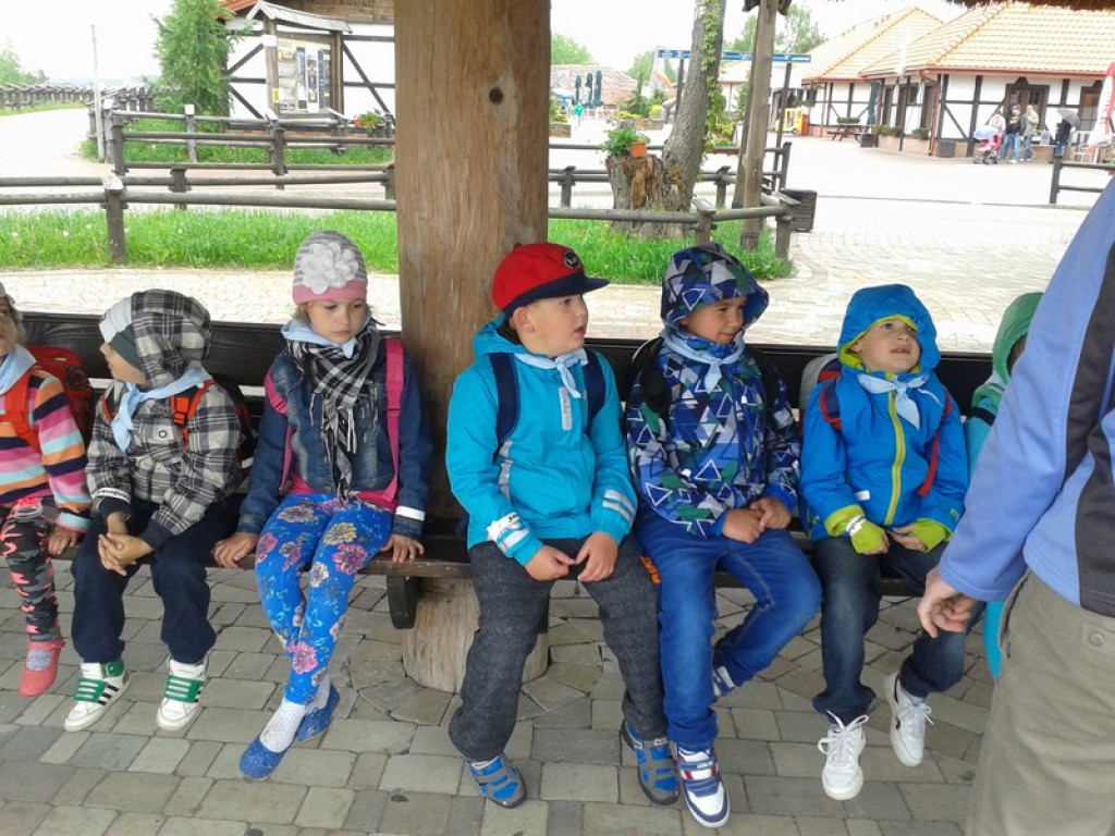 Przedszkolaki w Jura Parku