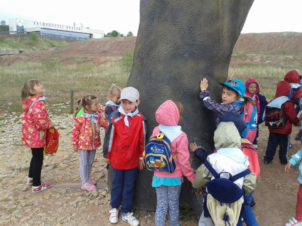 Przedszkolaki w Jura Parku