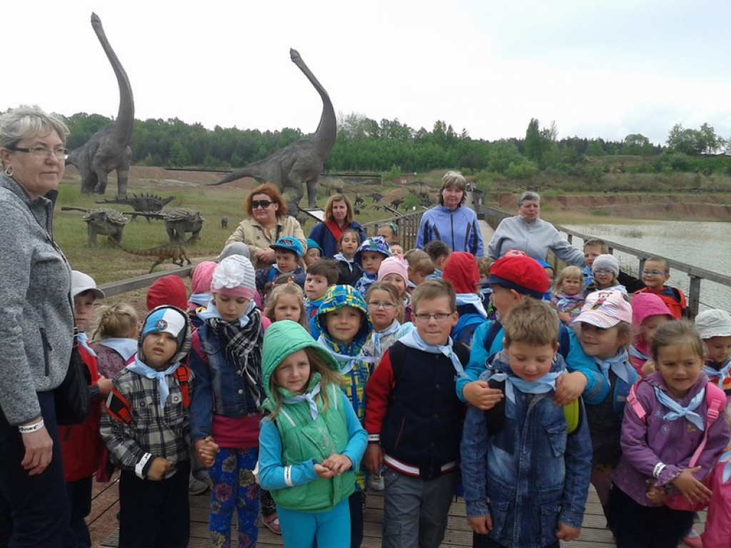 Przedszkolaki w Jura Parku