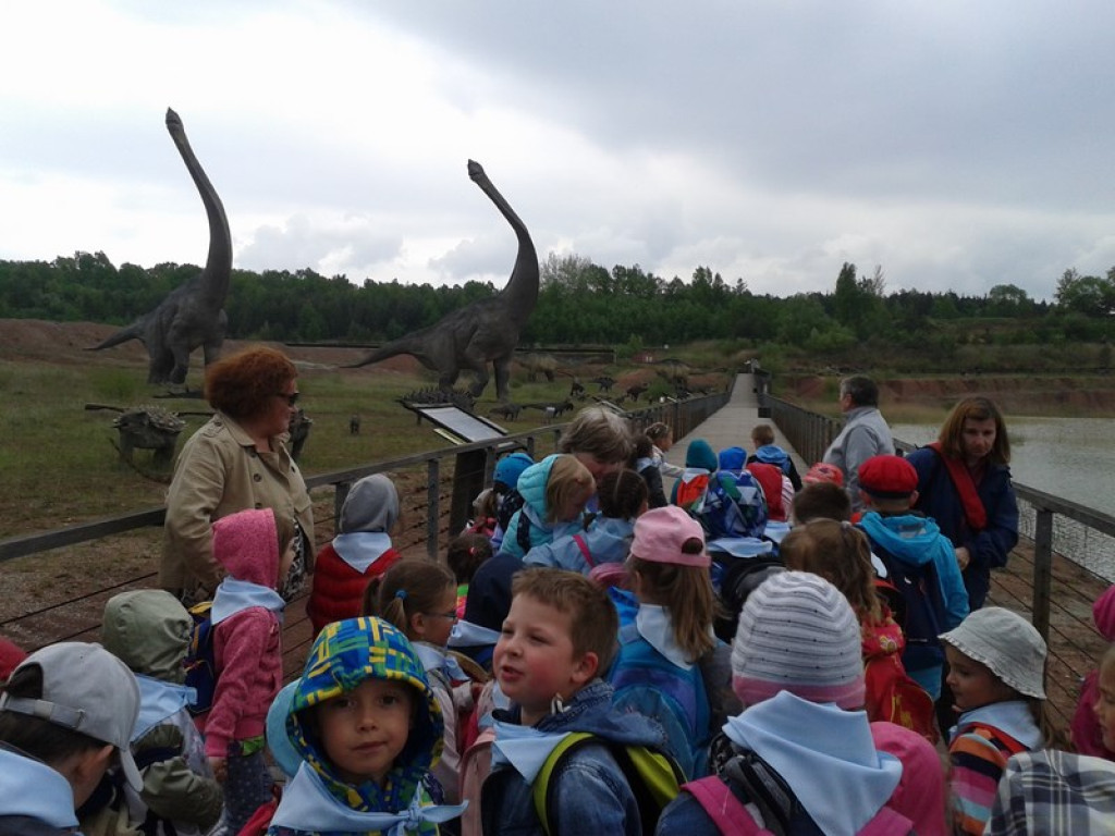 Przedszkolaki w Jura Parku