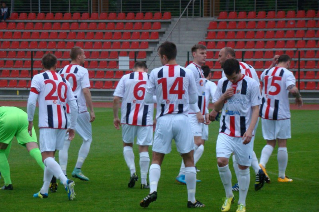 Finał Pucharu Polski w Brzegu - do przerwy 0:0